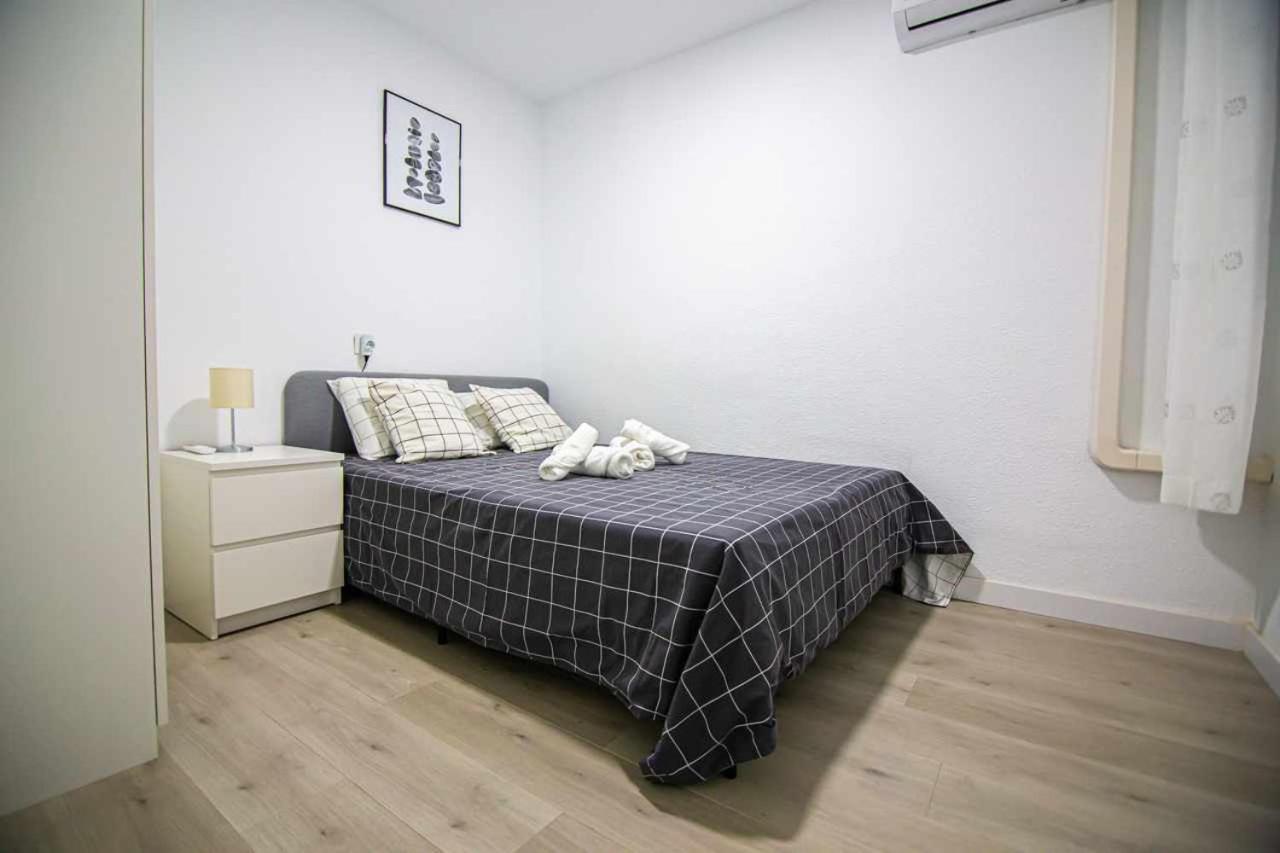 Apartamento Heroes De Sostoa Málaga Kültér fotó