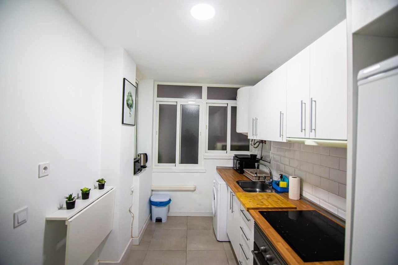 Apartamento Heroes De Sostoa Málaga Kültér fotó