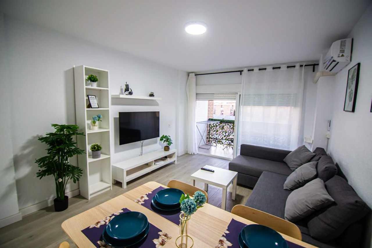 Apartamento Heroes De Sostoa Málaga Kültér fotó