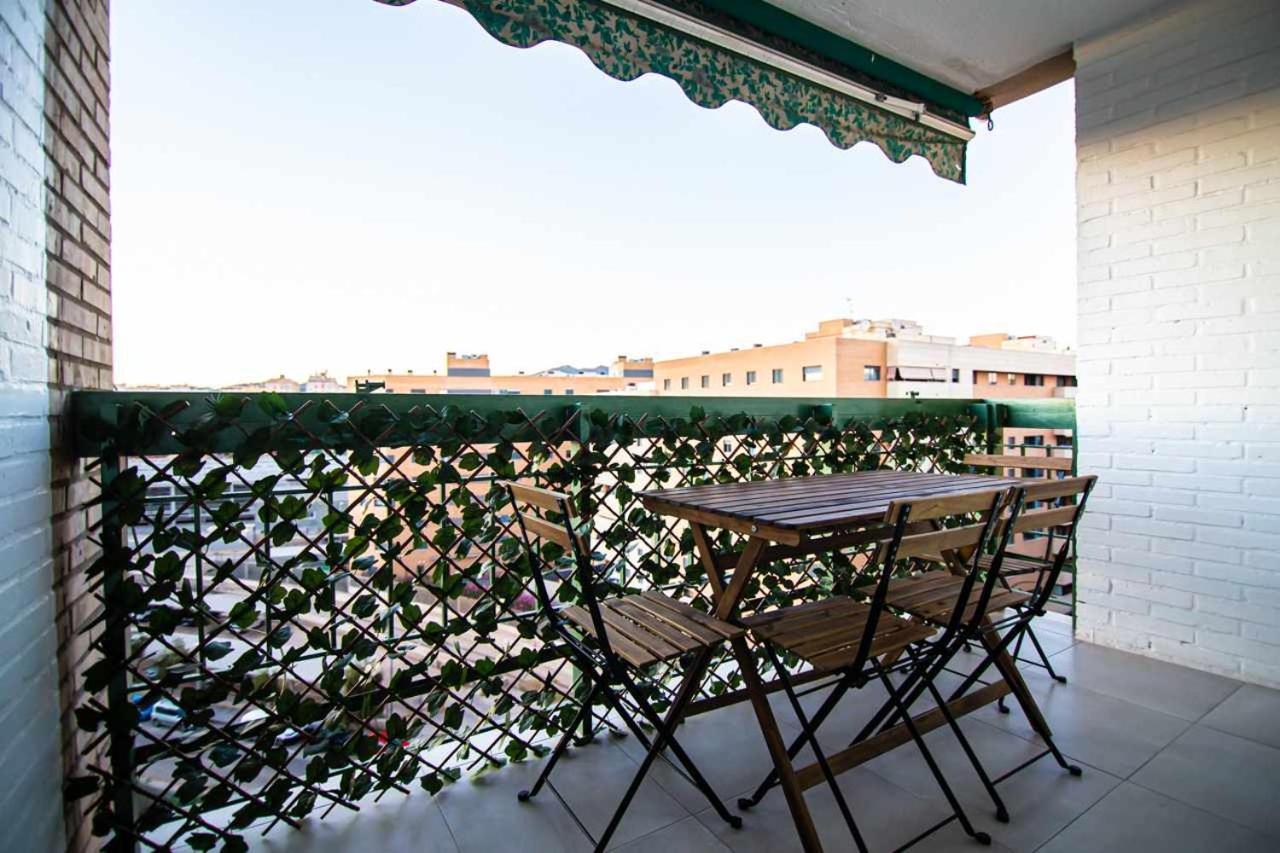 Apartamento Heroes De Sostoa Málaga Kültér fotó